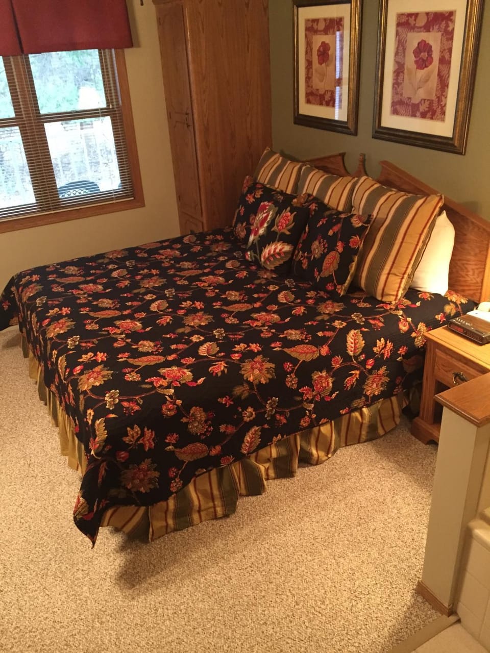 Photo of the whole room