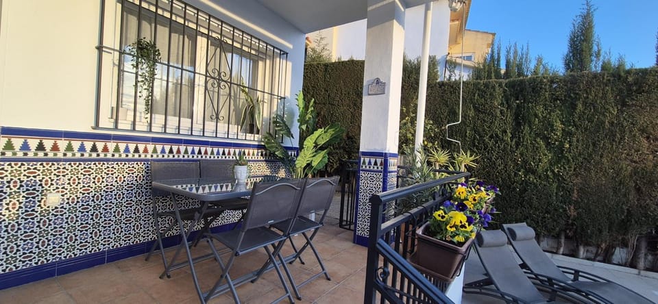 Garden, Balcony/Terrace