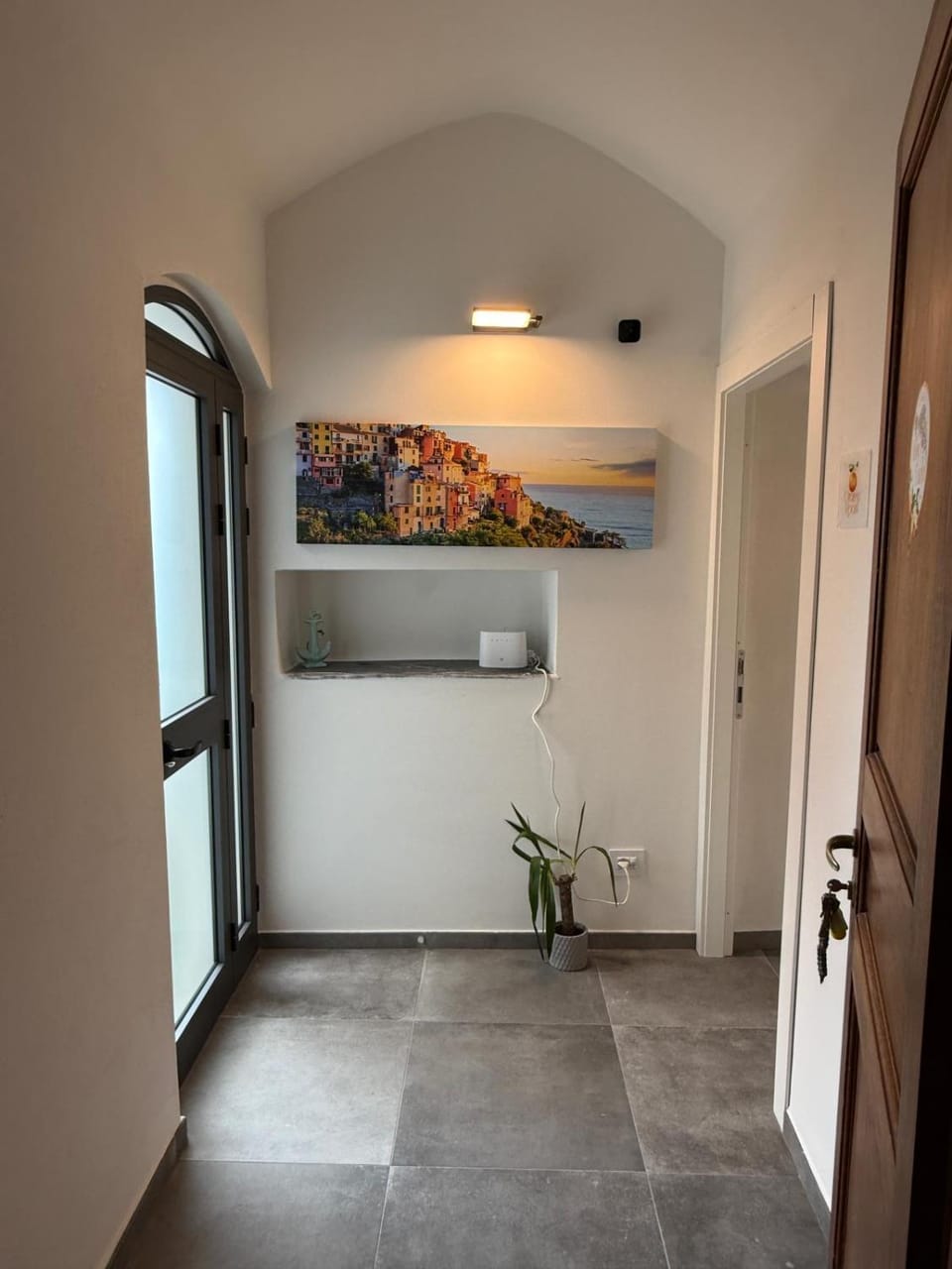 Facade/entrance