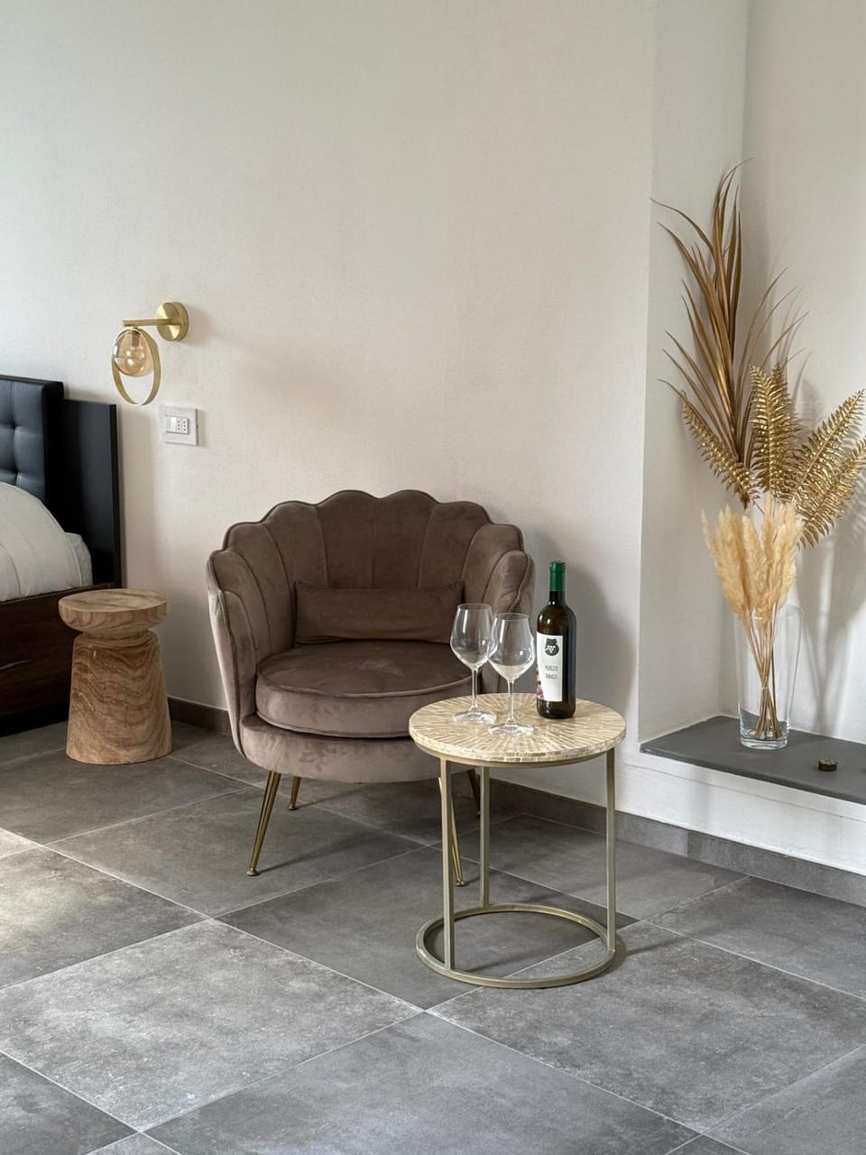 Living room, Bedroom