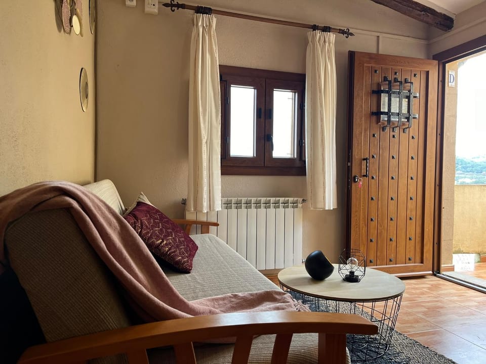 TV and multimedia, Living room, heating, internet, pet friendly