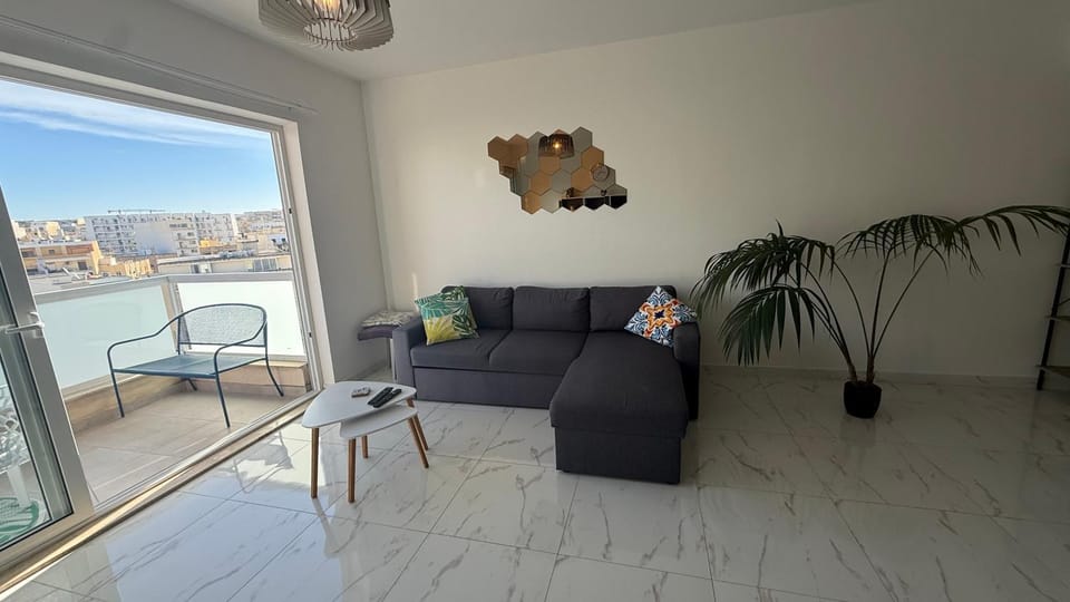Balcony/Terrace, Balcony/Terrace, Living room, City view