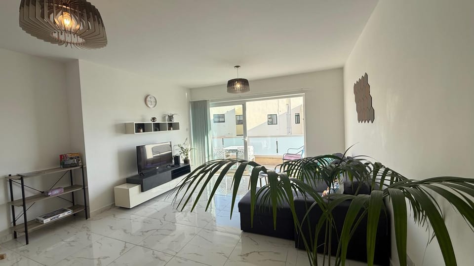 TV and multimedia, Balcony/Terrace, Balcony/Terrace, Living room