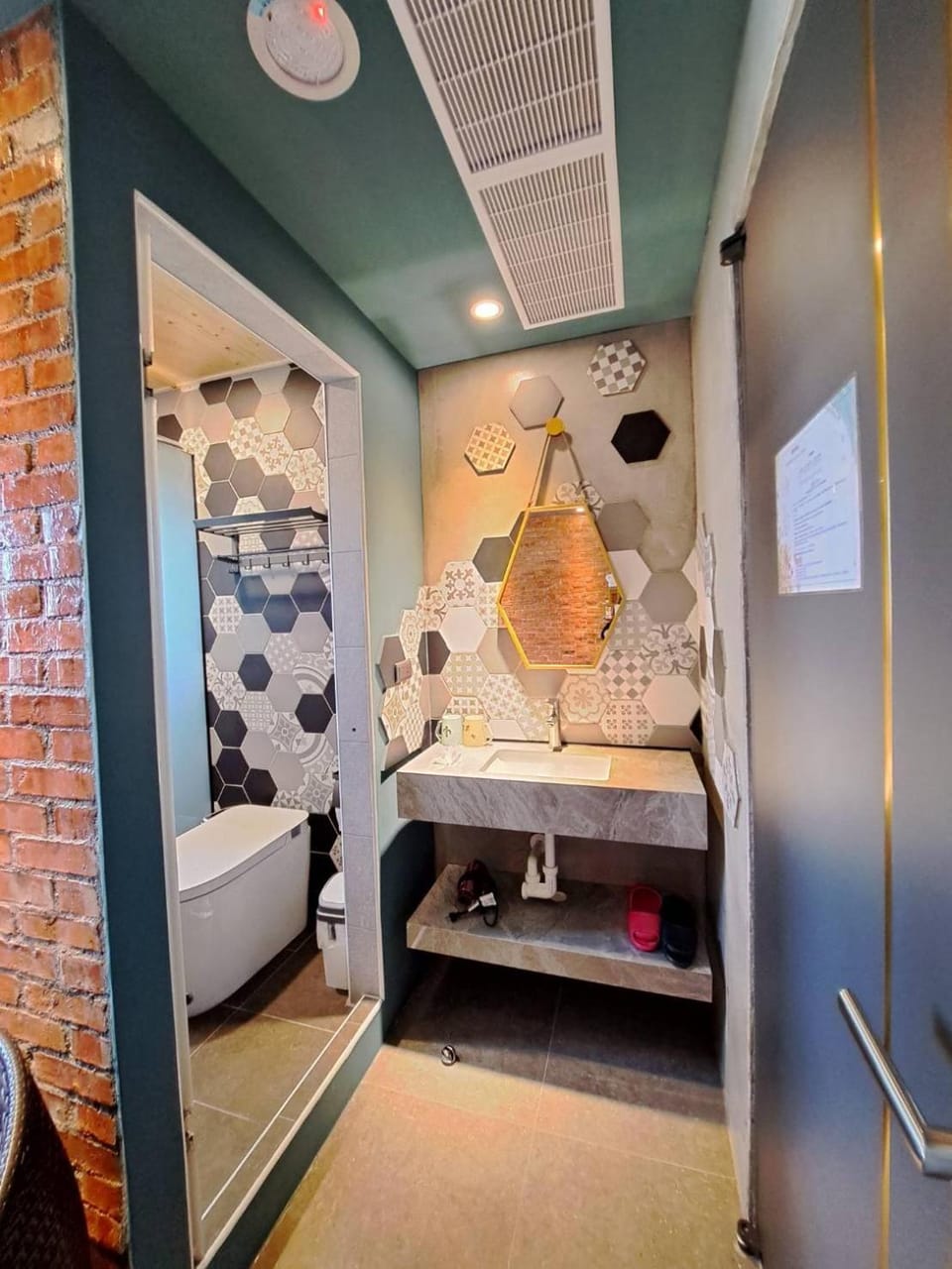 Chunfang Residence Vacation rental in Kaohsiung