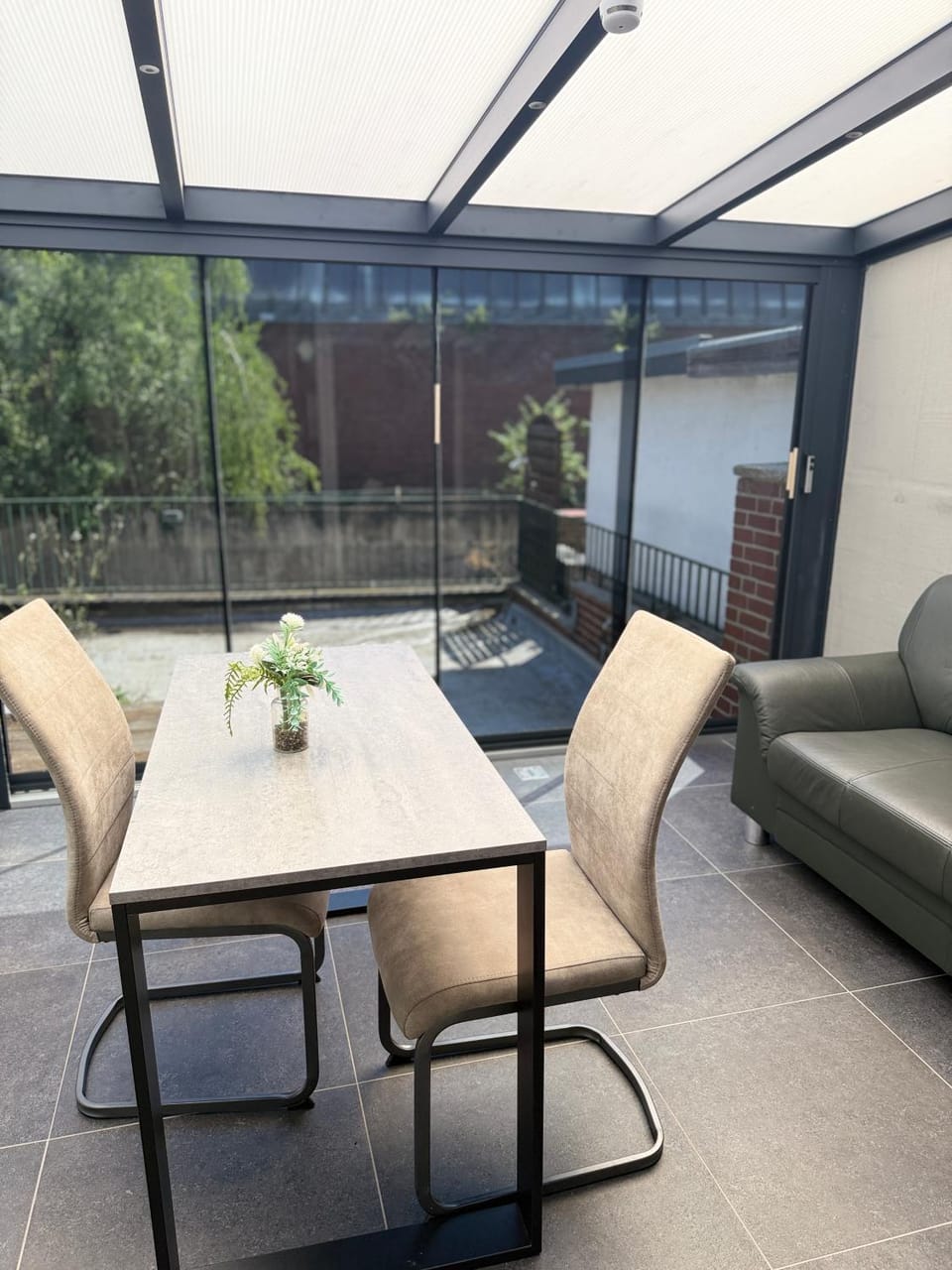 Beautiful Apartment in Mönchengladbach mit Wintergarten Apartment in Mönchengladbach