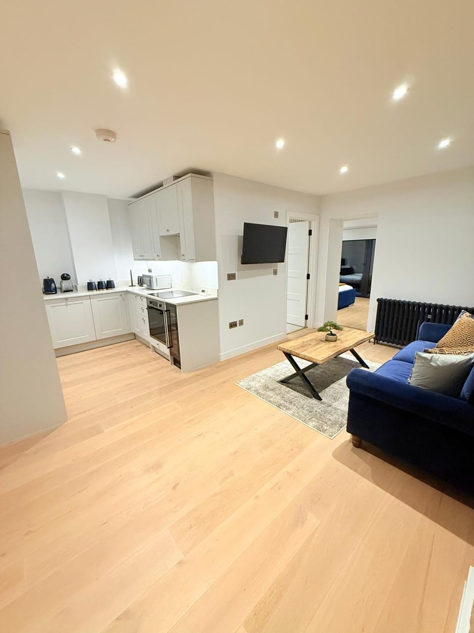 TV and multimedia, Living room, Seating area, minibar, oven, stove