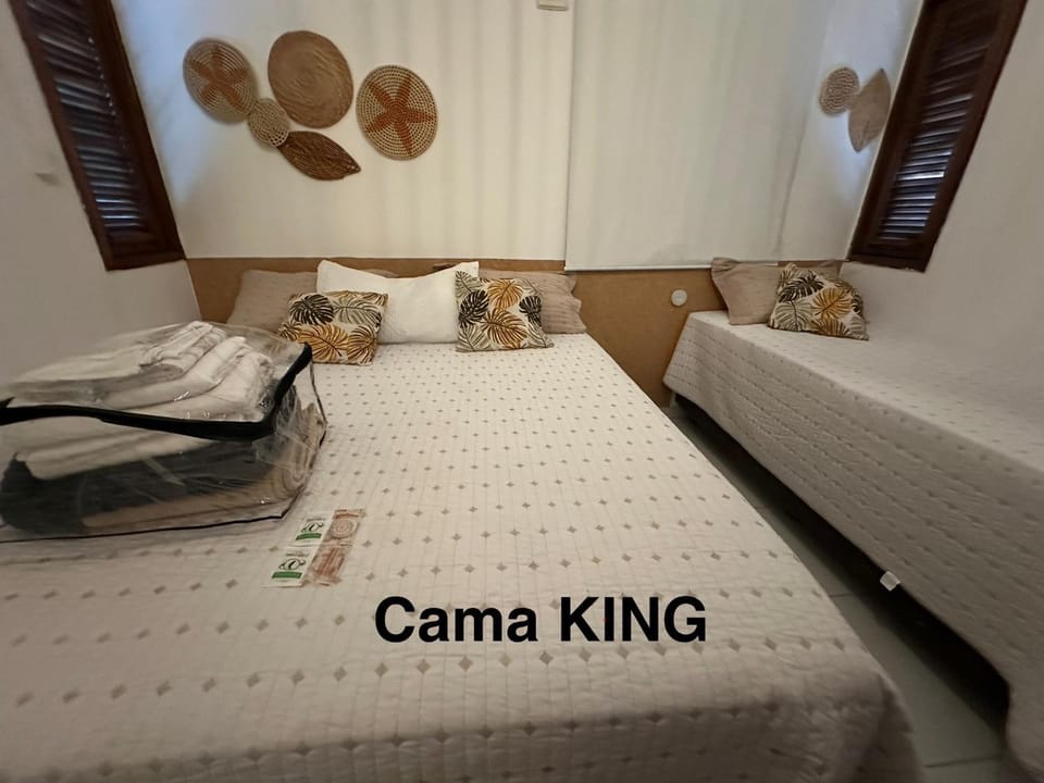Aconchego Dourado I Alugue casa com piscina a 17min da praia House in State of Piauí, Brazil