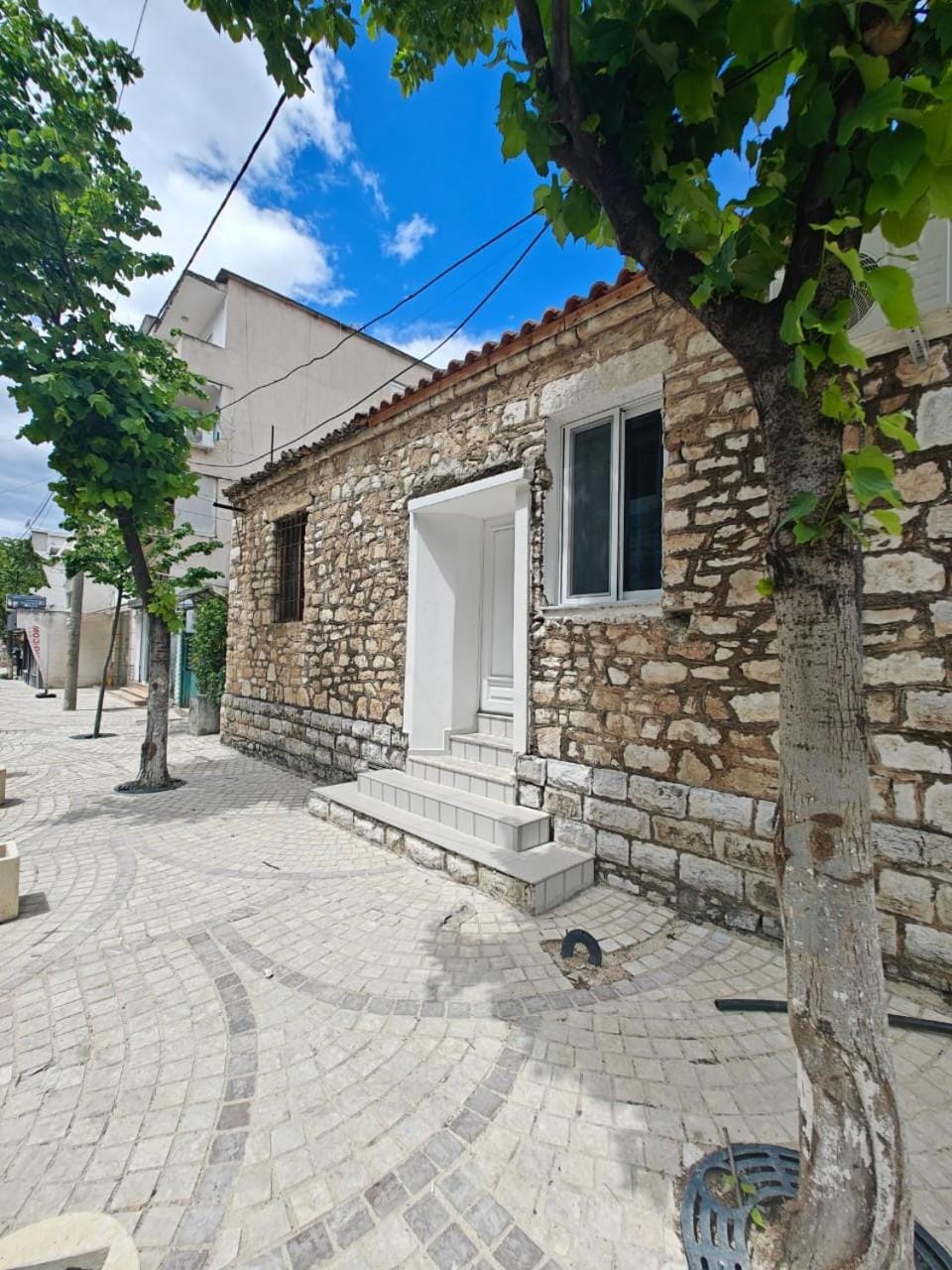 Dona's Room Bed and Breakfast in Sarandë
