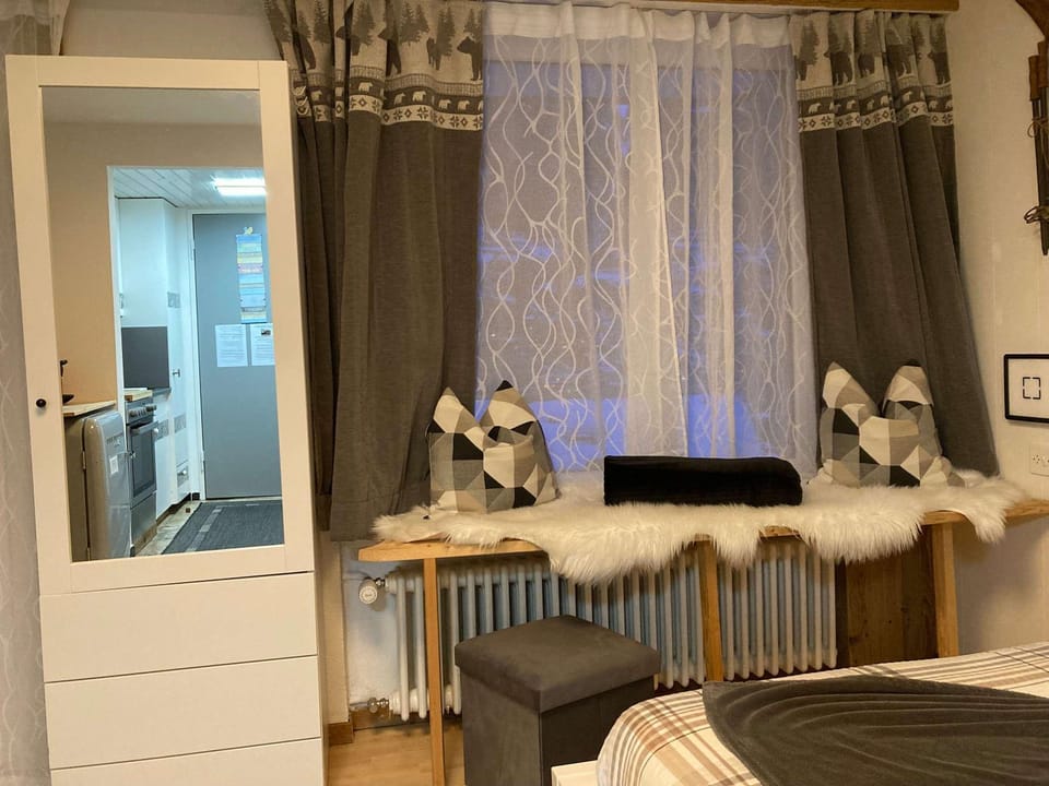 House St-George Studio Cozy with terrace and view on village of Zermatt Apartment in Zermatt