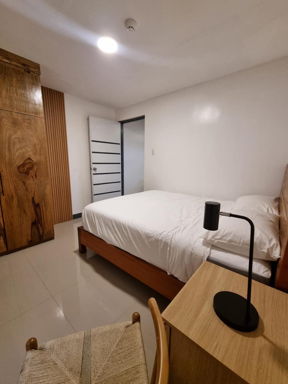 Flat 35, Unit 3C Apartment in Las Pinas