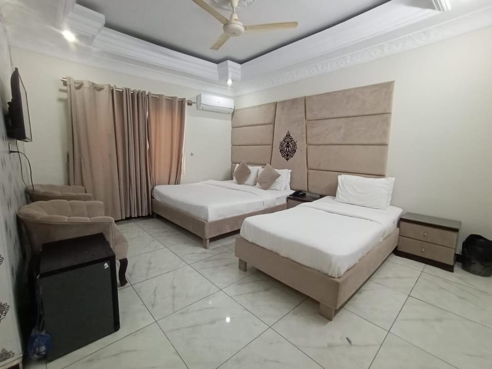 The Arena Lodges Bed and Breakfast in Islamabad
