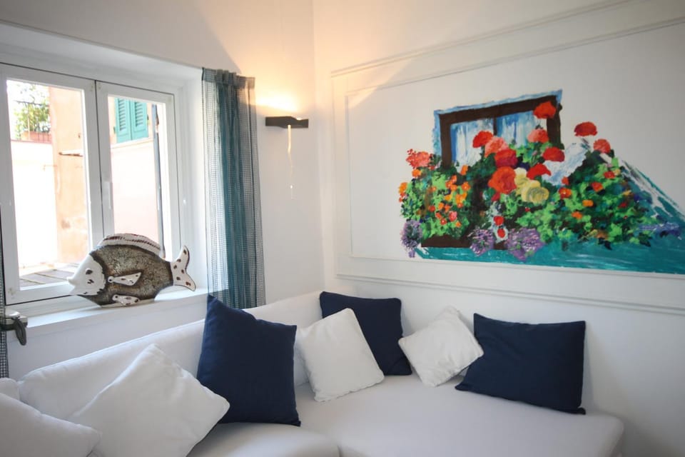 Portofino's Cozy Terrace Apartment in Portofino