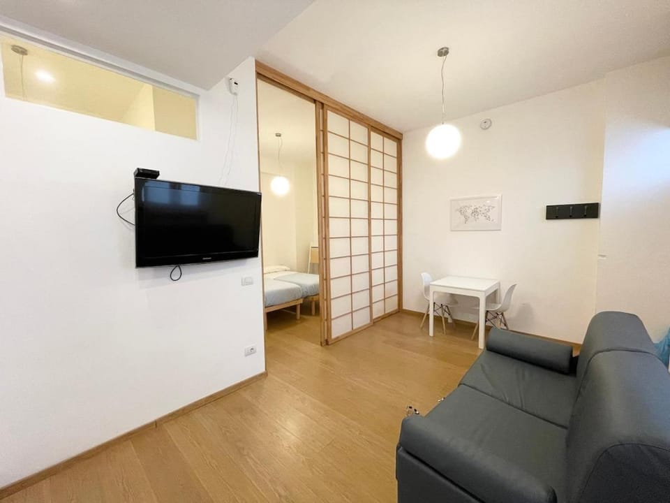 Charming apartment Centro Navigli Tortona Apartment in Milan