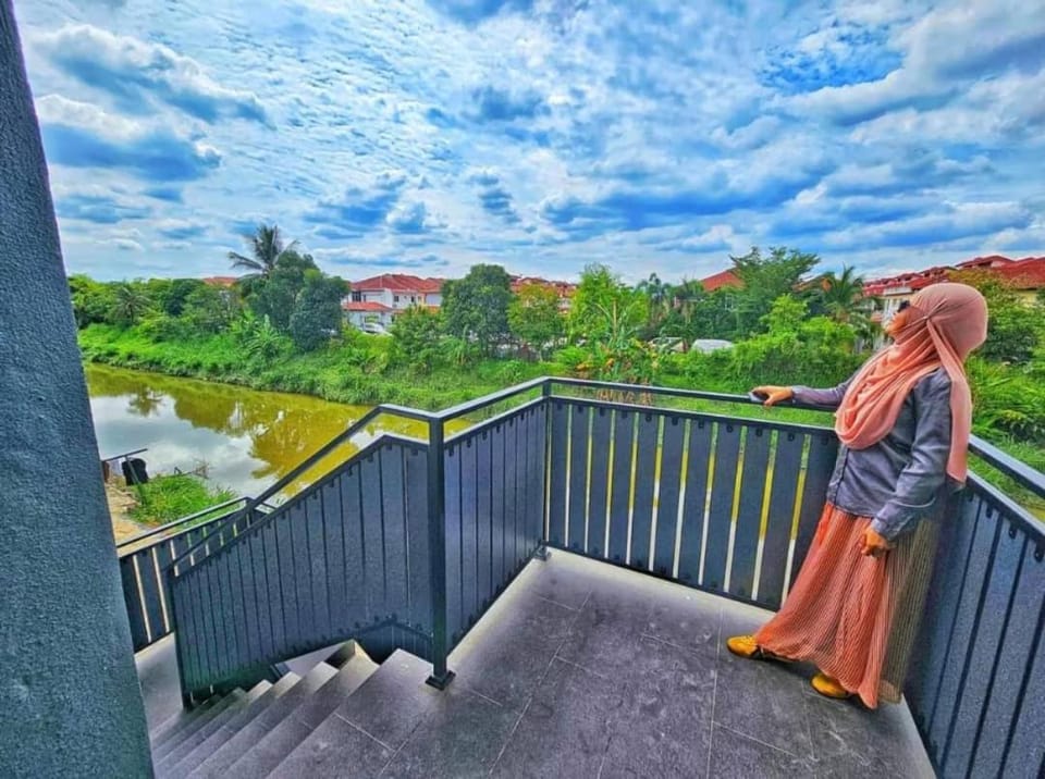 Day, Lake view, Landmark view