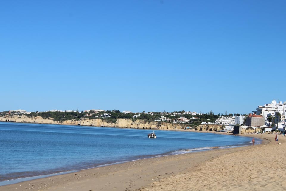 HE Casa da Praia Armação Apartment in Praia de Armação de Pêra