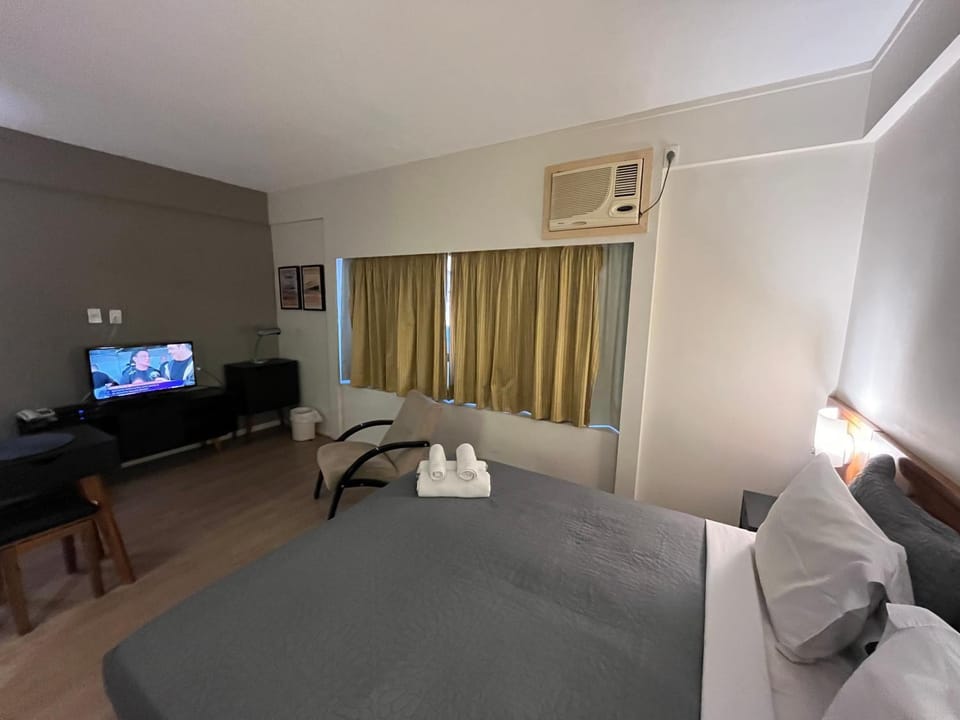 Flat Hotel Ibira Vila Mariana Borges Lagoa Com Garagem 915 Apartment in Sao Paulo City