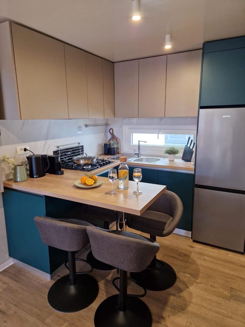 Kitchen or kitchenette