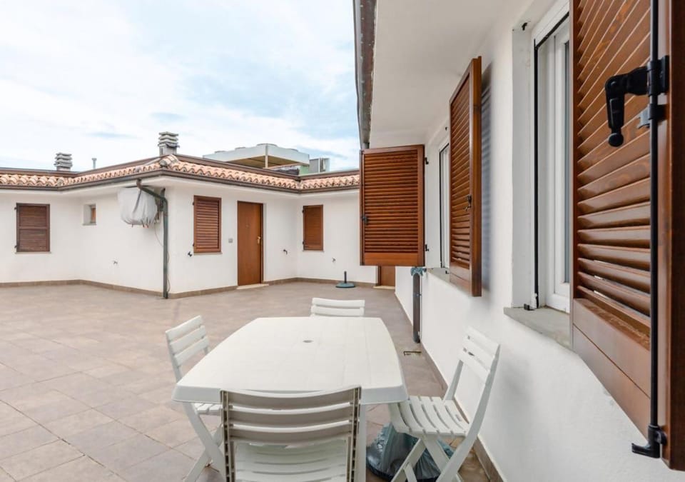 R16 - Trilocale ristrutturato a due passi dal mare Apartment in Marcelli