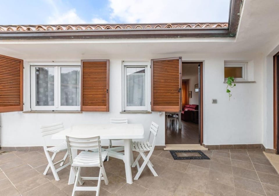 R16 - Trilocale ristrutturato a due passi dal mare Apartment in Marcelli