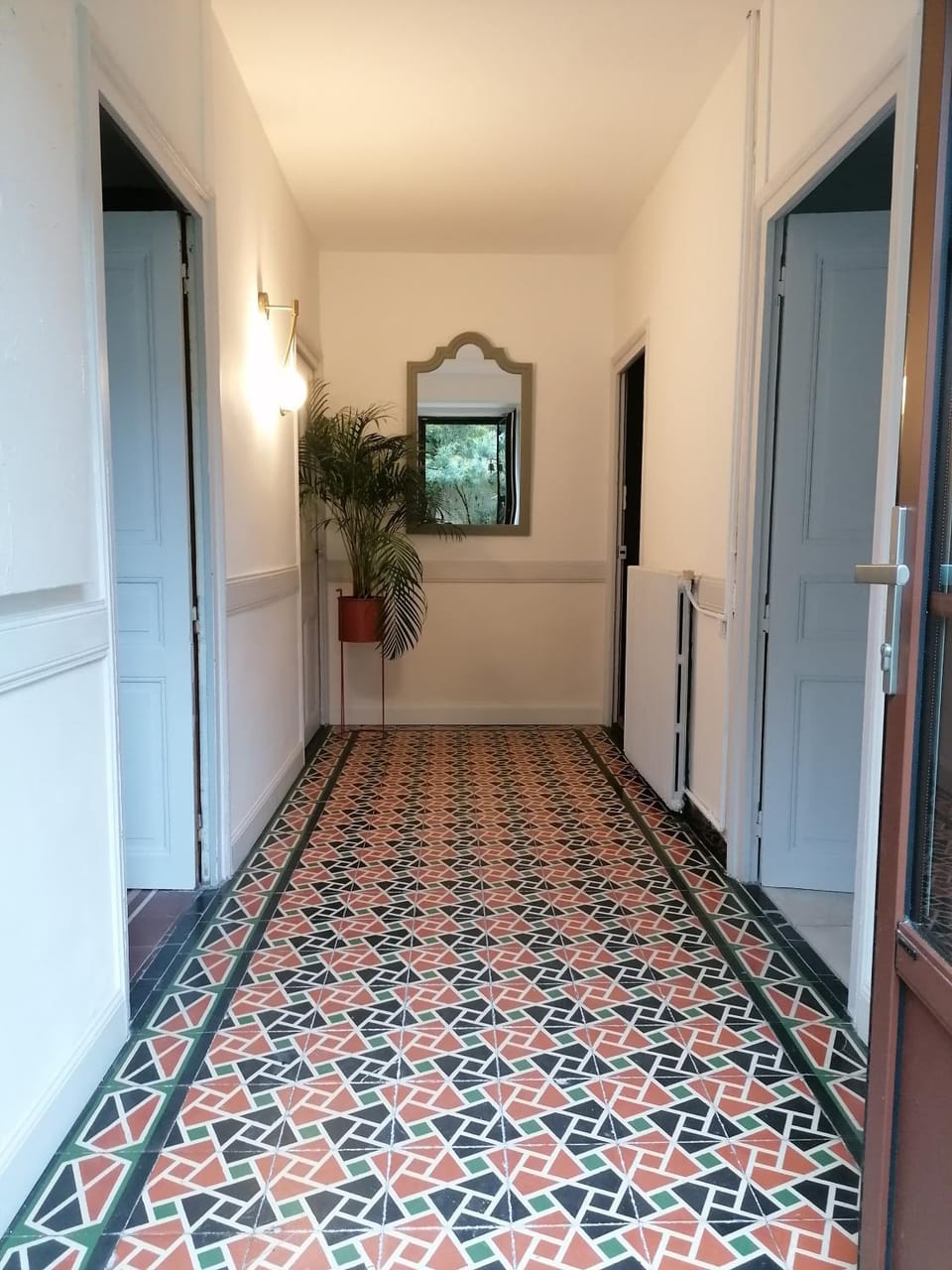 Facade/entrance