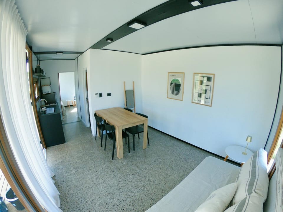 Kitchen or kitchenette, Living room, Dining area