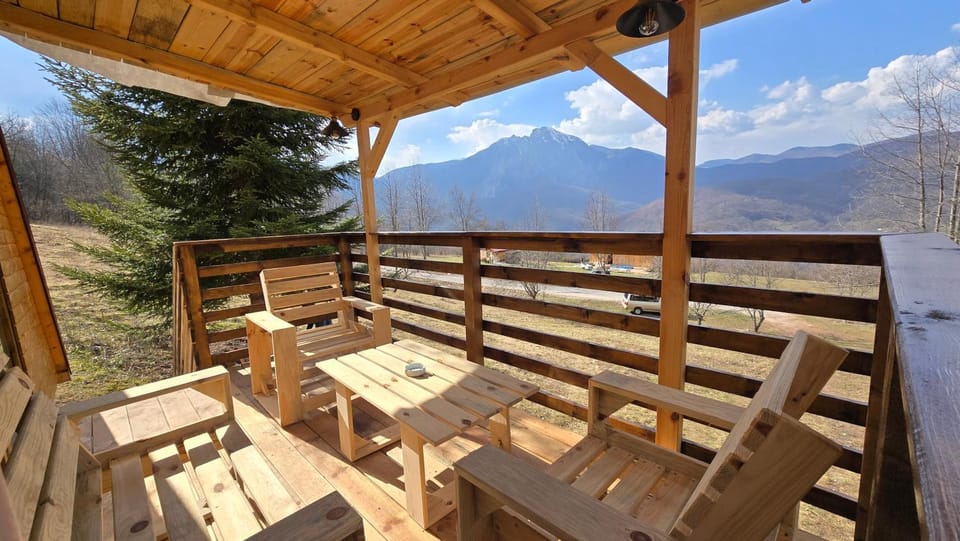 Spring, Day, Natural landscape, View (from property/room), Balcony/Terrace, Mountain view