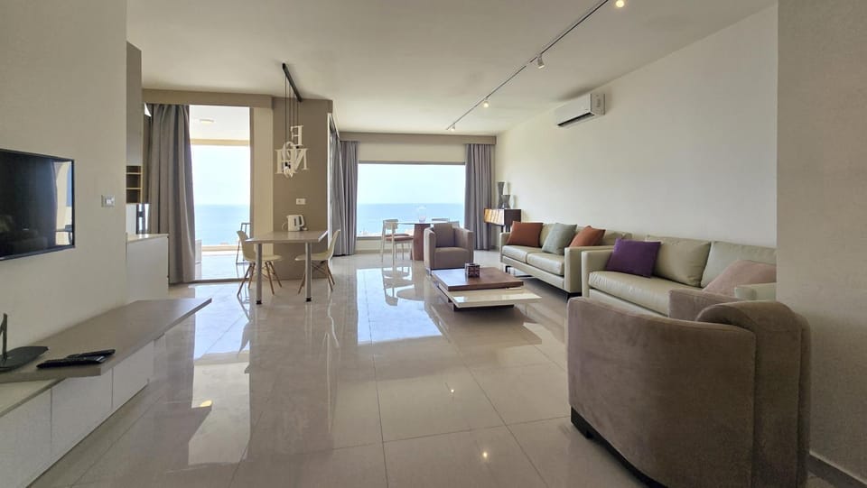 TV and multimedia, Living room, Seating area, Evening entertainment, Sea view, air conditioner