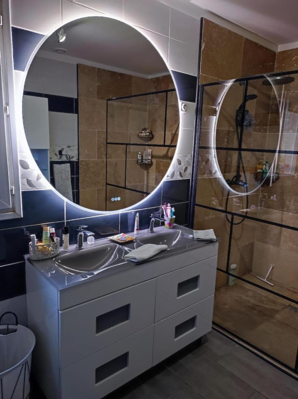 Le Pavillon Bed and Breakfast in Auvergne-Rhône-Alpes