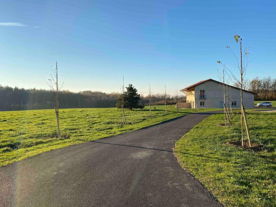maison au coeur Chambarans House in Auvergne-Rhône-Alpes