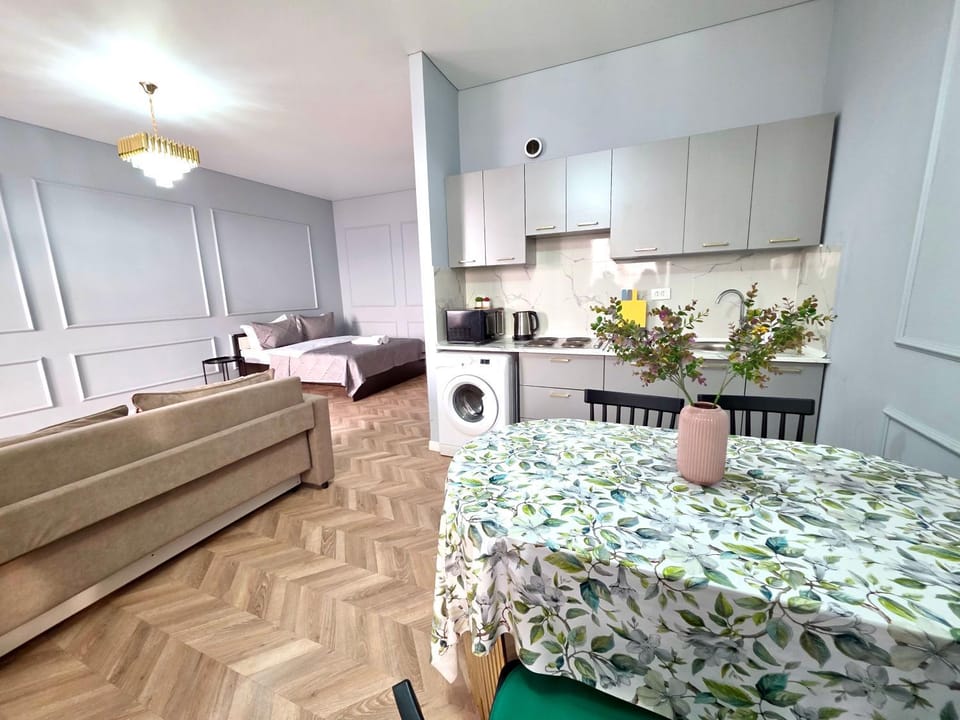City Life Apartment near Mega Almaty Apartment in Almaty