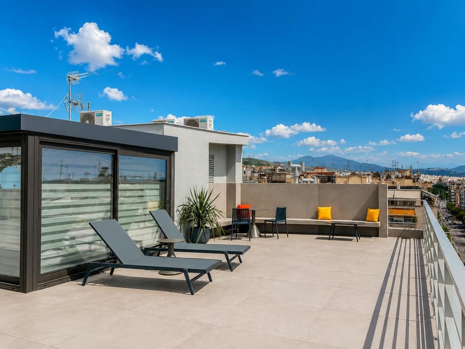 Luxury Penthouse 2BR Central Thessaloniki Apartment in Thessaloniki