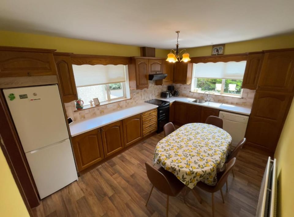 Sunny South East Holiday Home House in County Waterford