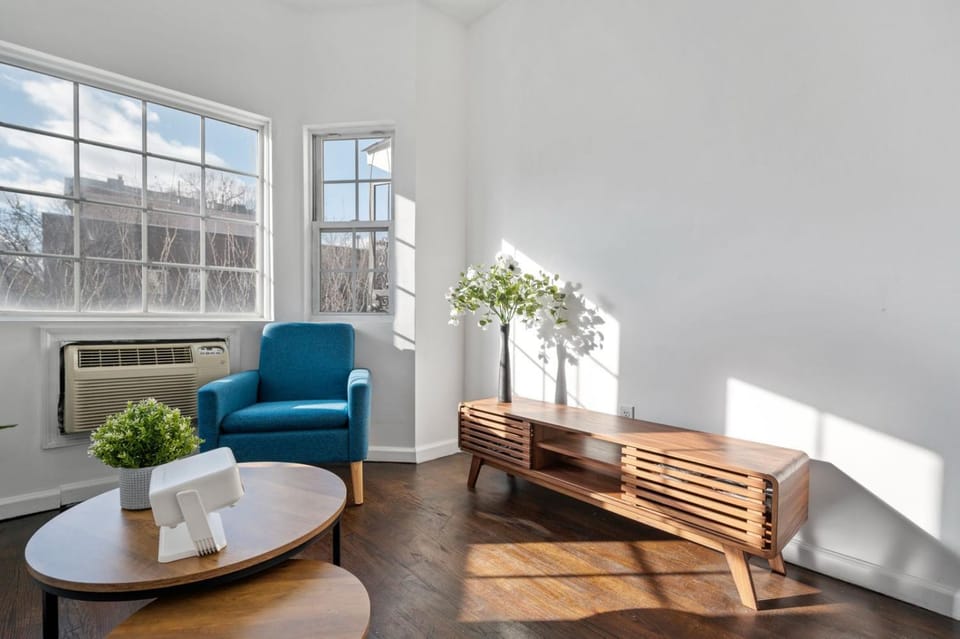 Bedstuy Modern 3 BR Apartment in Bedford-Stuyvesant