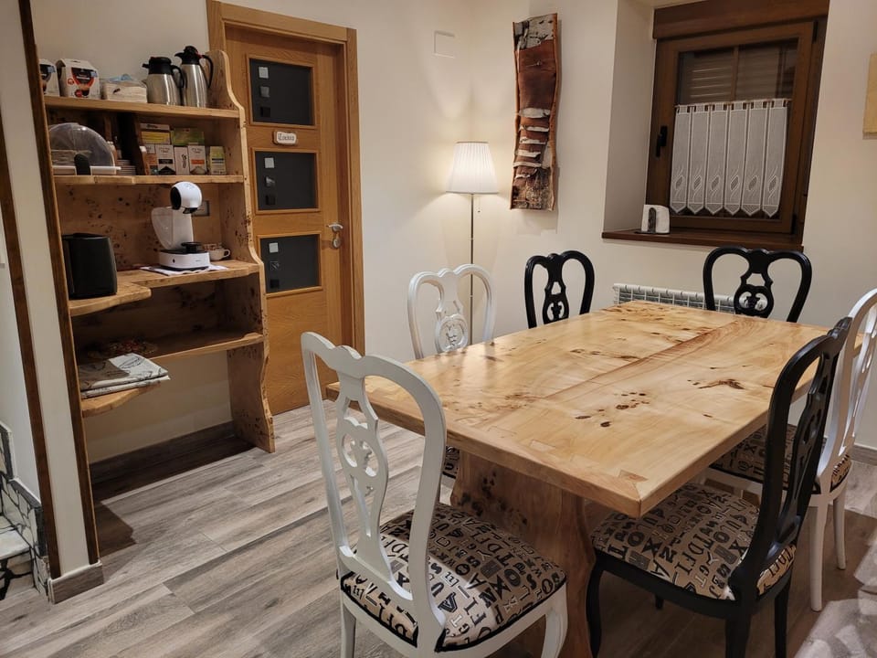 Casa rural El Yunque House in Cantabria