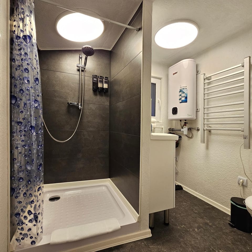 Shower, Bathroom