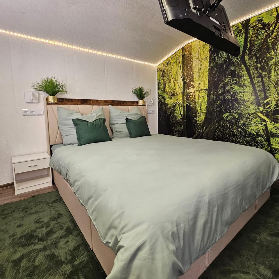 Bed, Bedroom