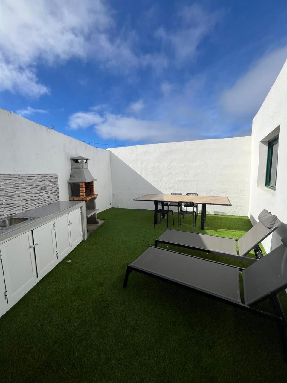 Patio, Garden, sunbed