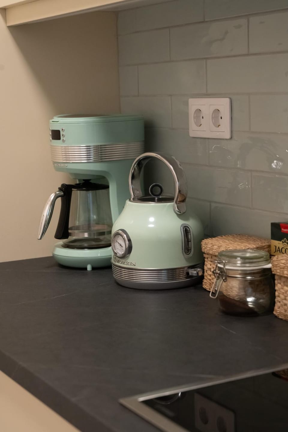 Coffee/tea facilities, Kitchen or kitchenette