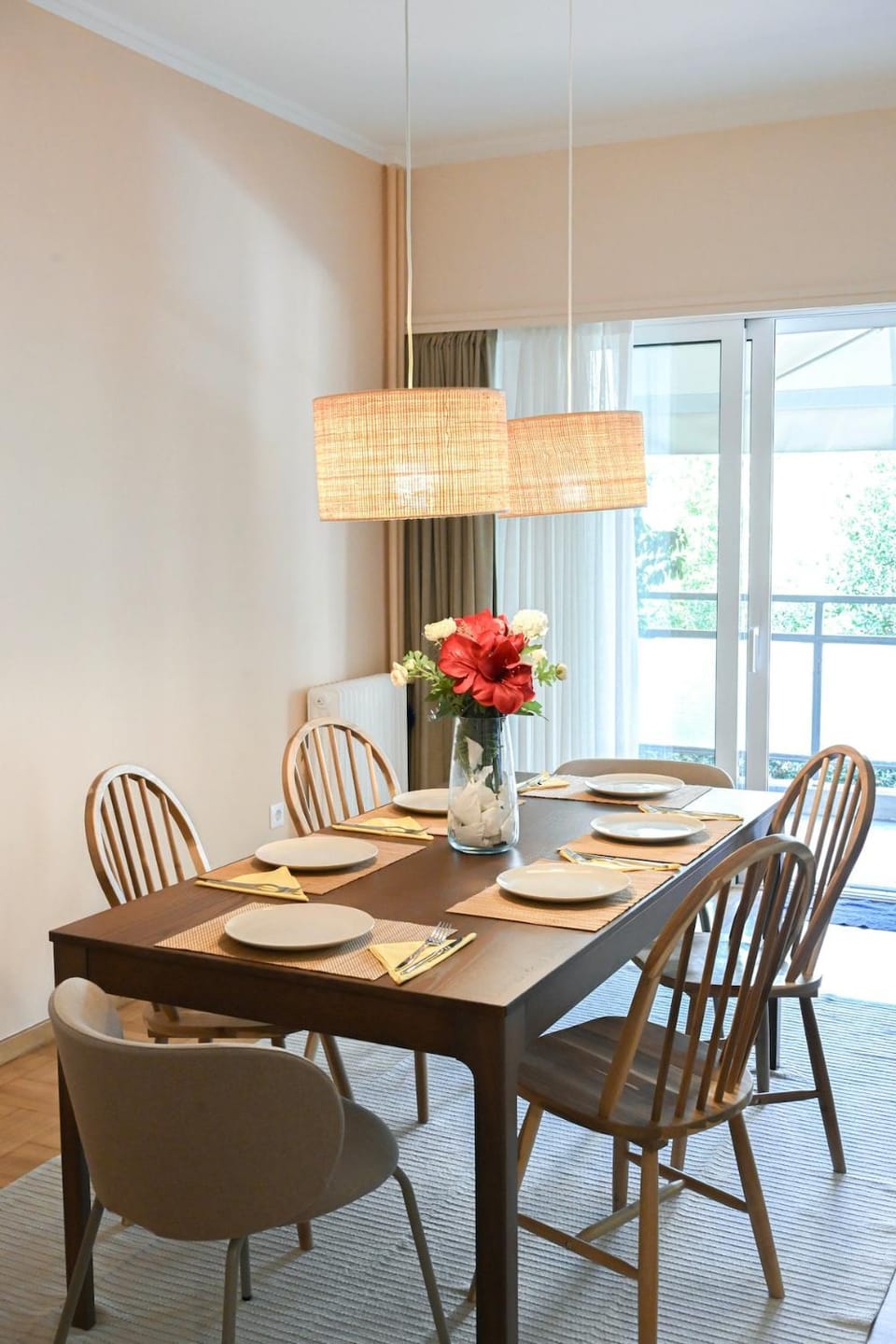 Living room, Dining area
