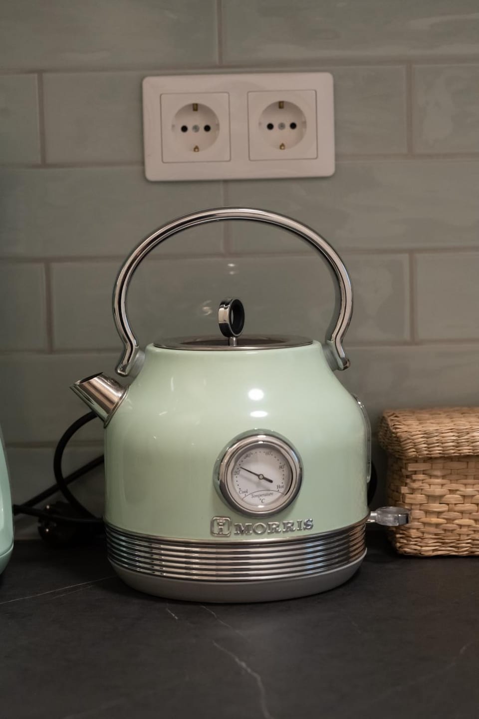 Coffee/tea facilities, Kitchen or kitchenette