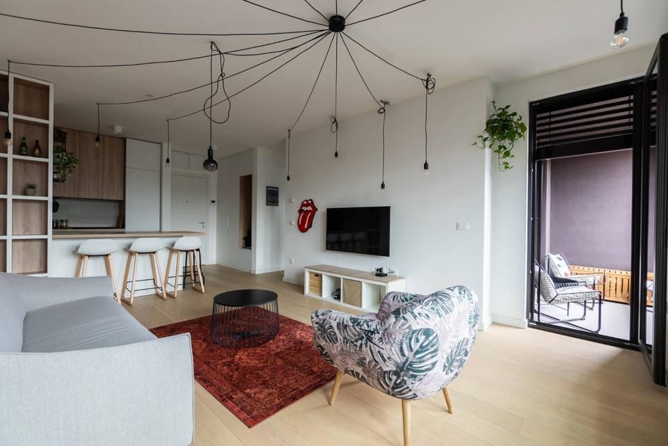 Living room, Photo of the whole room
