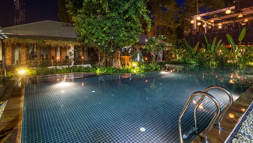 Pool view, Swimming pool