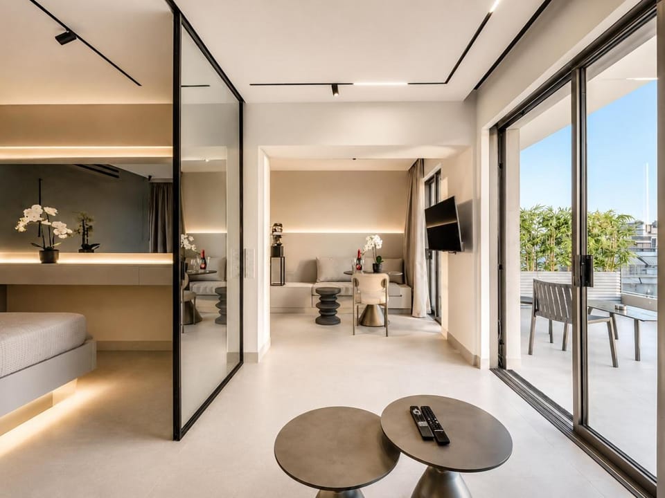 Luxury Penthouse 1BR Central Thessaloniki Apartment in Thessaloniki