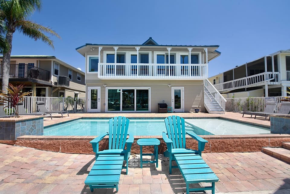 Kokomo by Sun Palace Vacations House in Estero Island