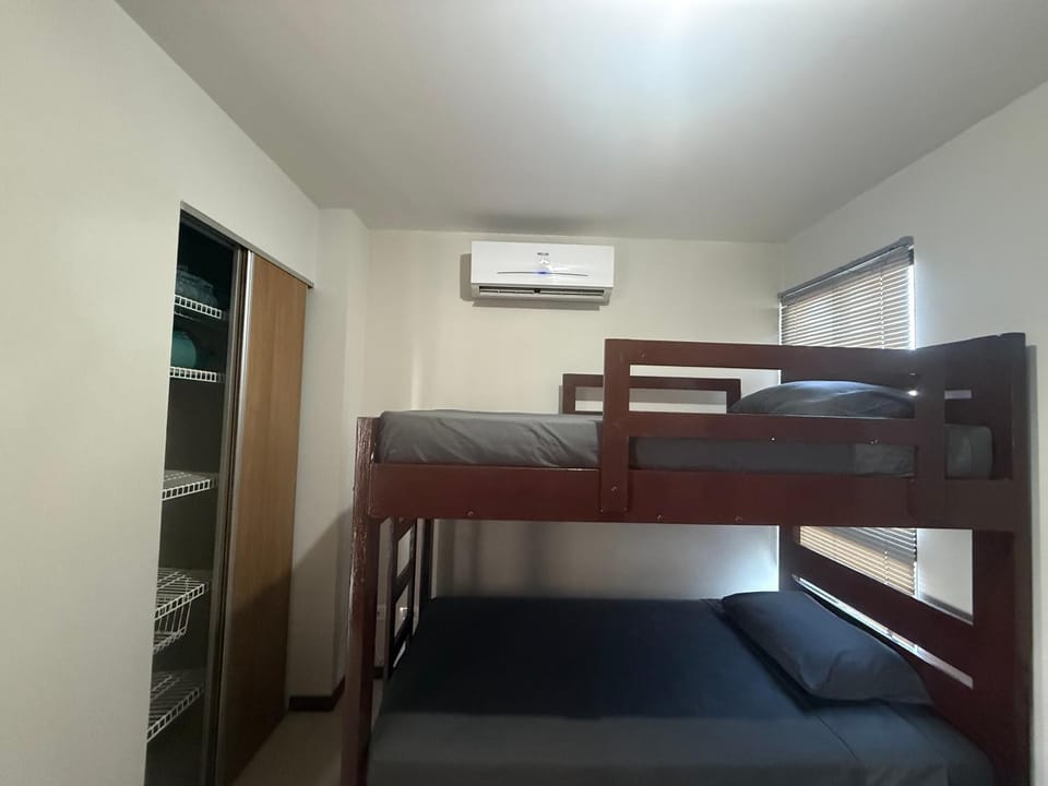 CÉNTRICO DEPARTAMENTO con HERMOSA VISTA y amplios BALCONES Apartment in Santa Cruz de la Sierra