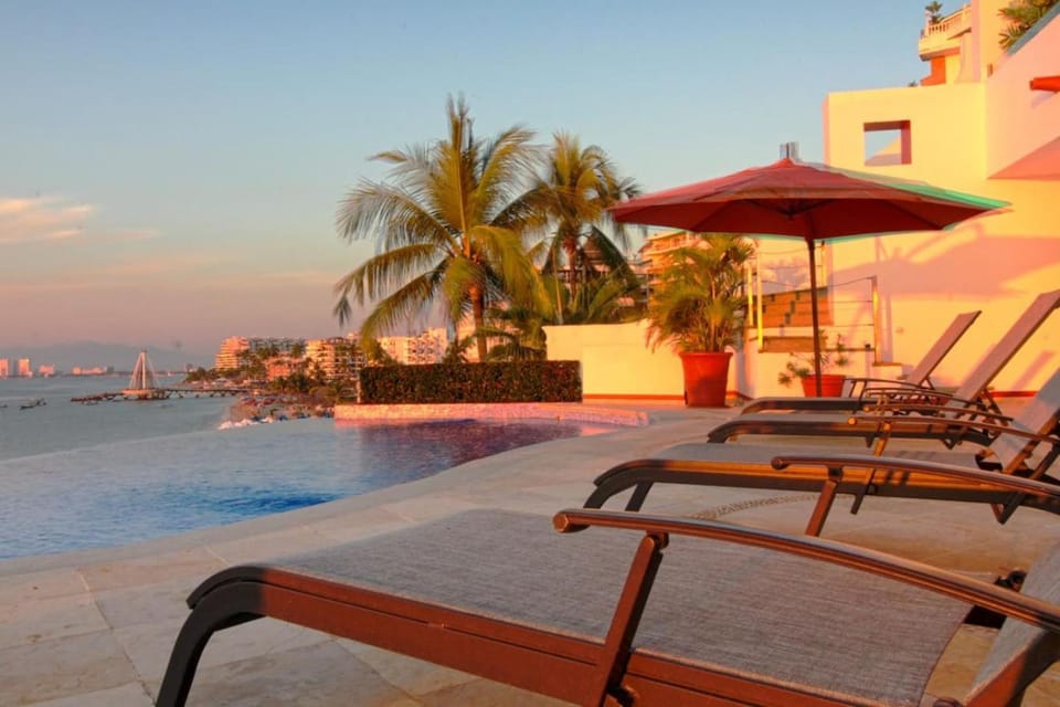 Modern Beachfront - Casa Caballito del Mar Apartment in Puerto Vallarta