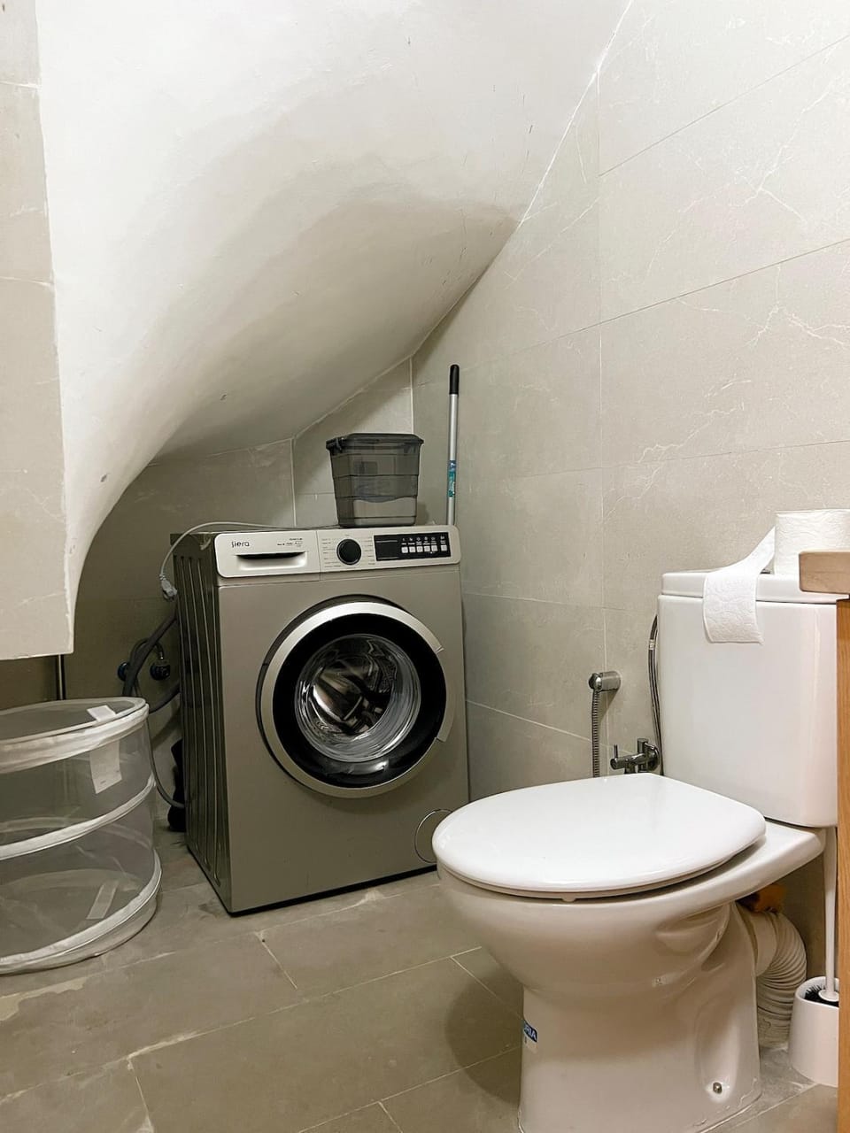 Toilet, washing machine