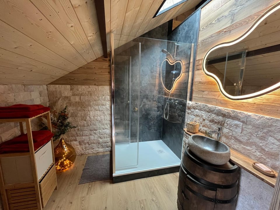 Shower, Bathroom