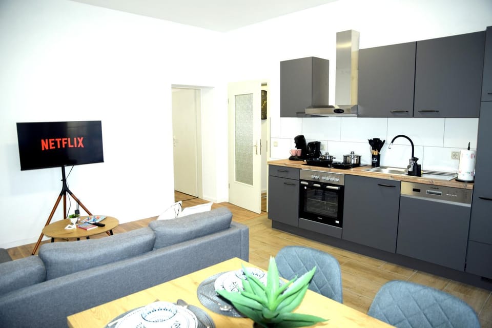 TV and multimedia, Living room, kitchen