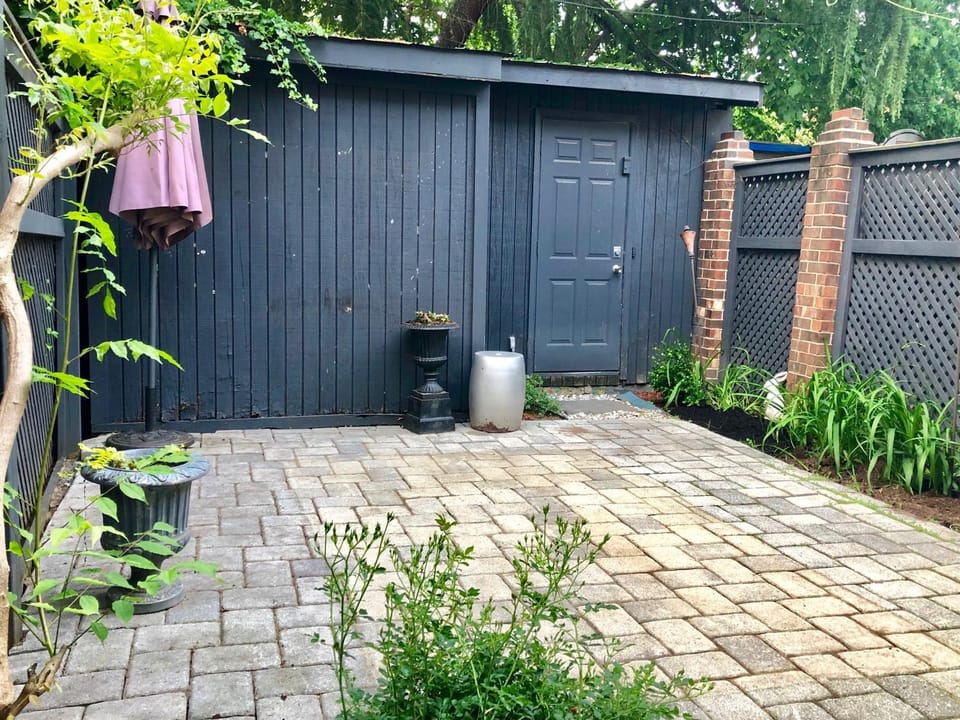 Patio, Garden, Balcony/Terrace
